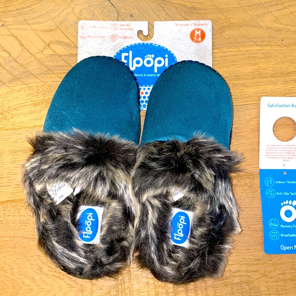 Floopi women’s house shoes